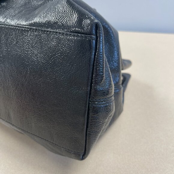 Gucci Black Patent Leather Interlocking G Soho Chain Tote Bag - Preowned - Picture 8 of 15